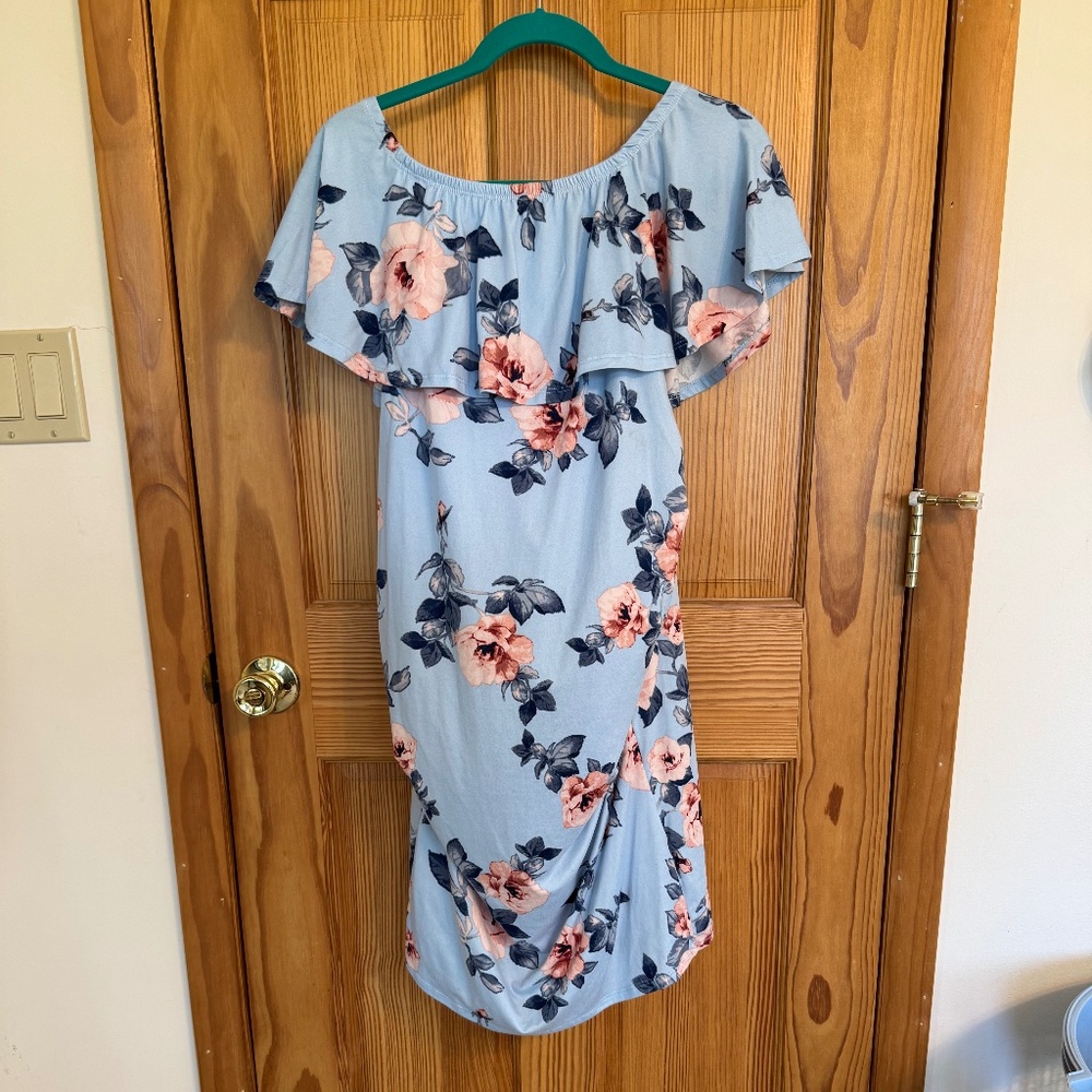 Pink blush maternity never worn